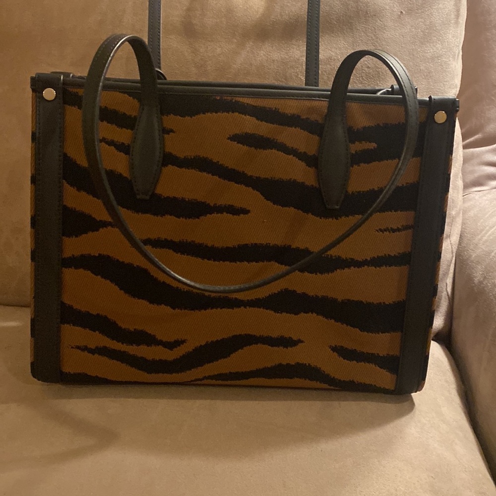 Kate Spade - Picture 3 of 6